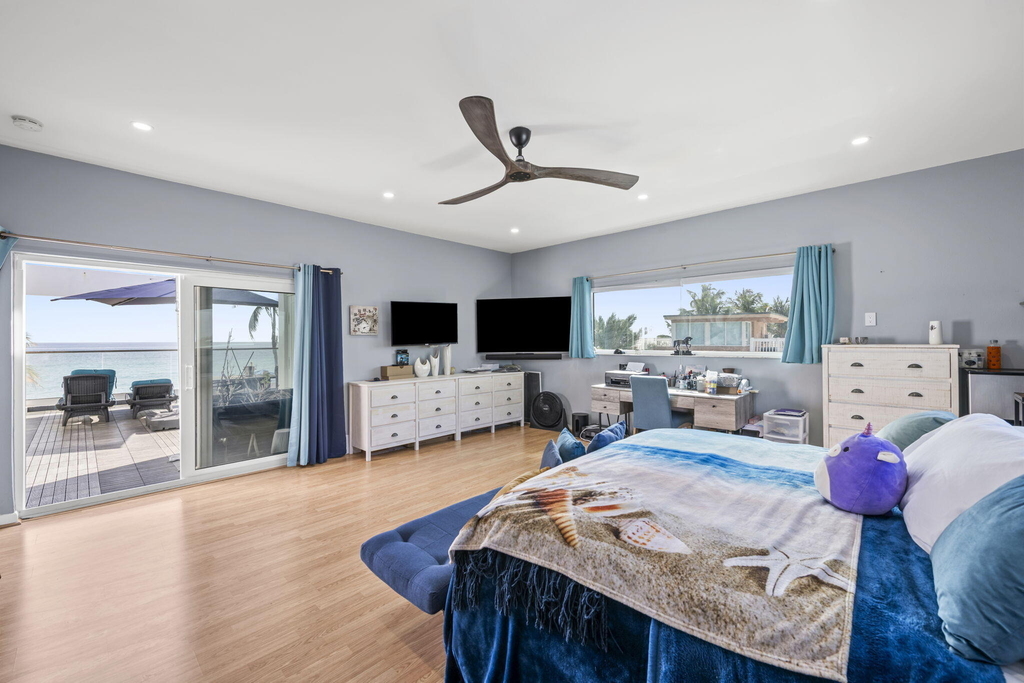 2203 N Surf Road - Photo 20