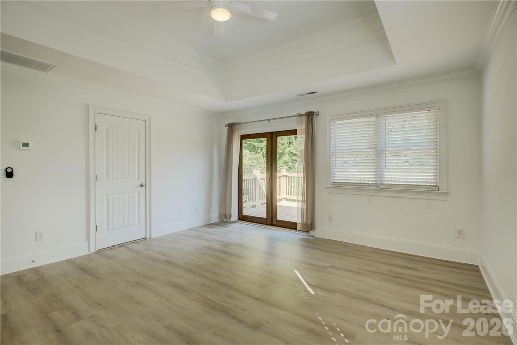 448 N Summit Avenue - Photo 30
