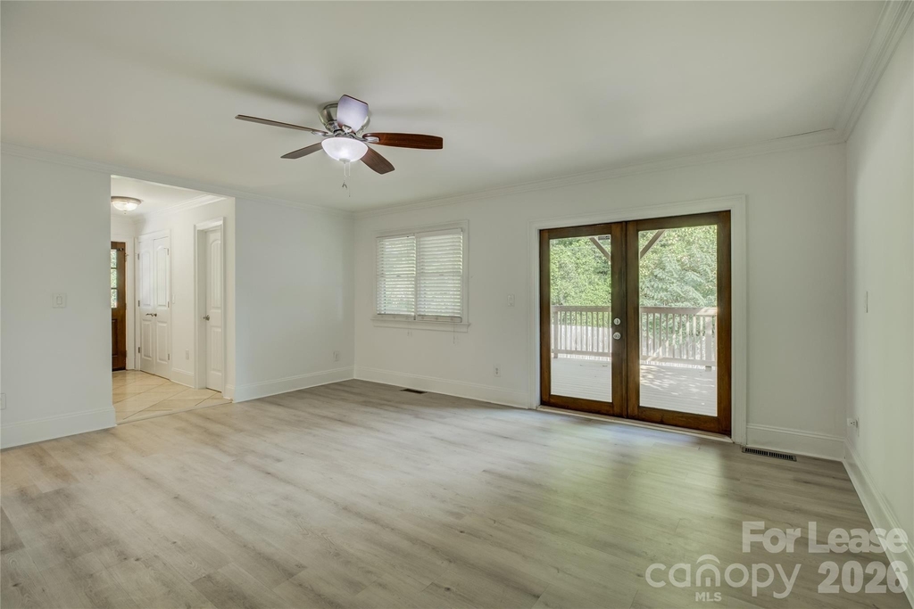 448 N Summit Avenue - Photo 26