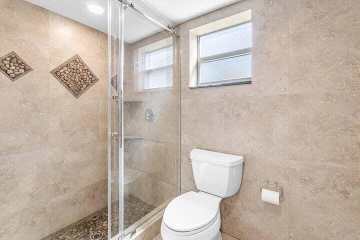 653 Nw 10th Court - Photo 15