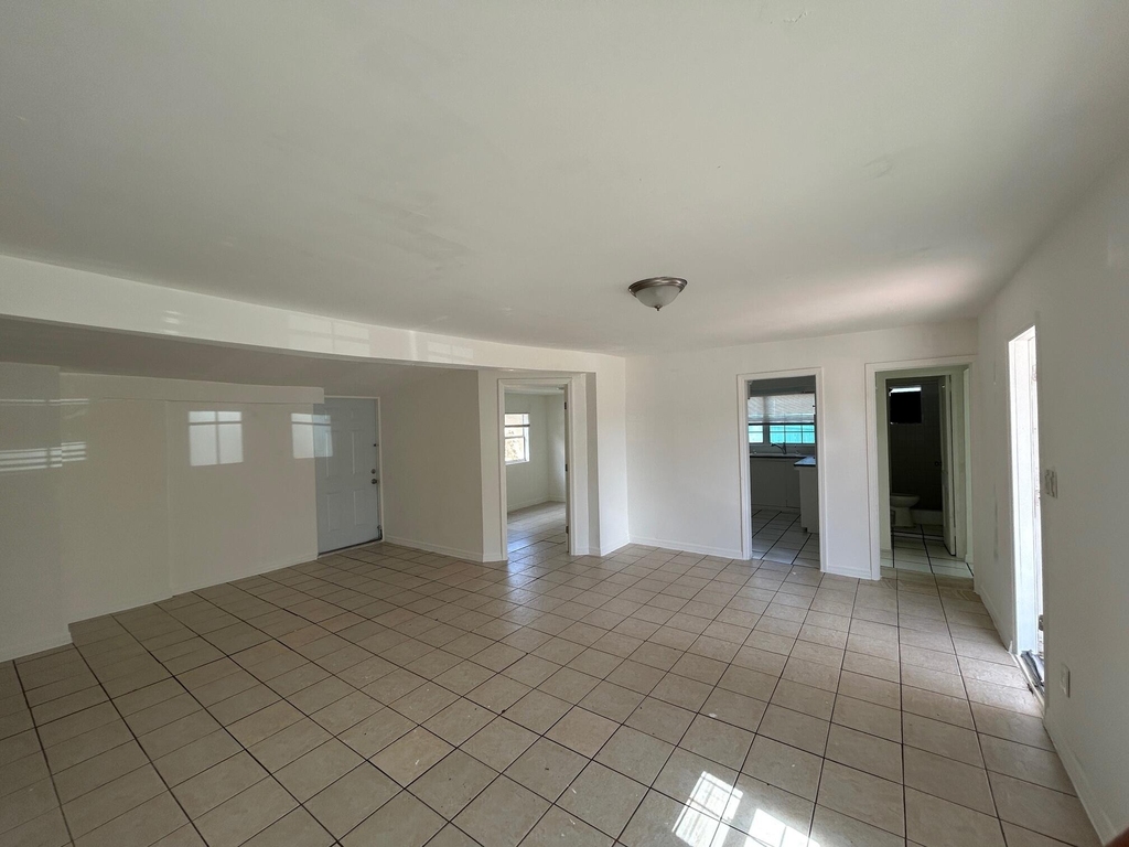 4547 Se Binnacle Way - Photo 2