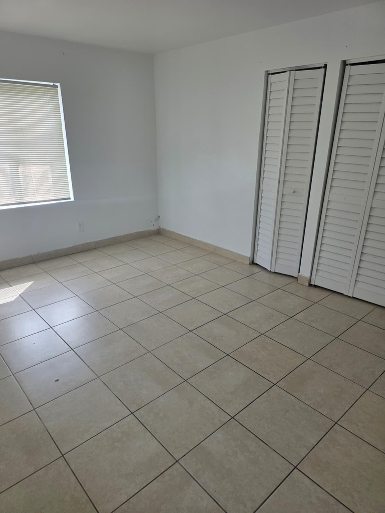 2524 Funston Street - Photo 17