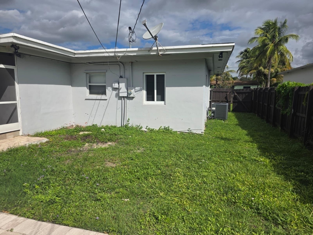 2524 Funston Street - Photo 21