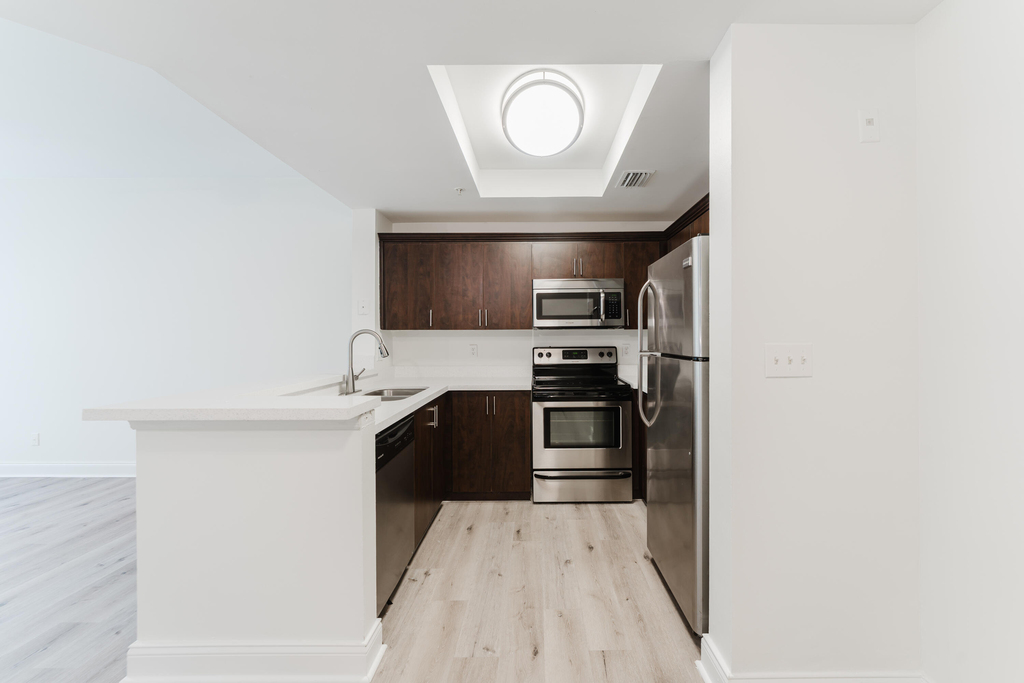 20889 Saint Andrews Boulevard - Photo 9