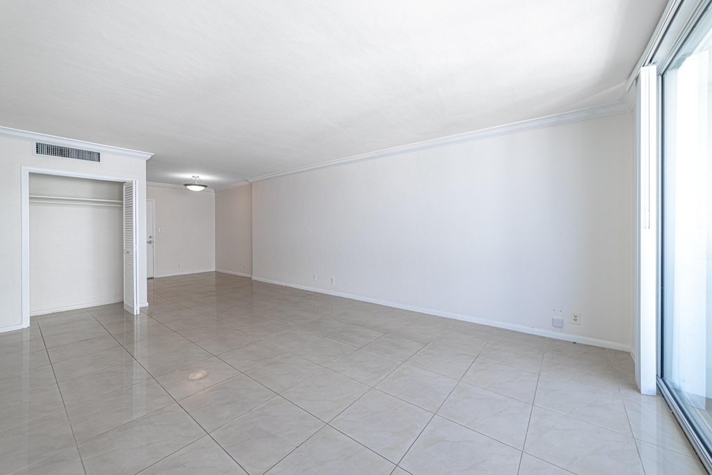 1200 West Avenue - Photo 8