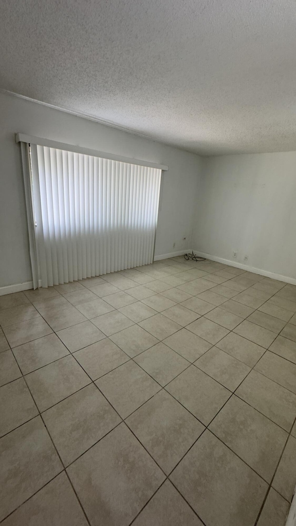 4220 Inverrary Boulevard - Photo 10