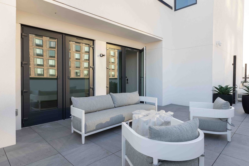 215 East 124th Street - Photo 2