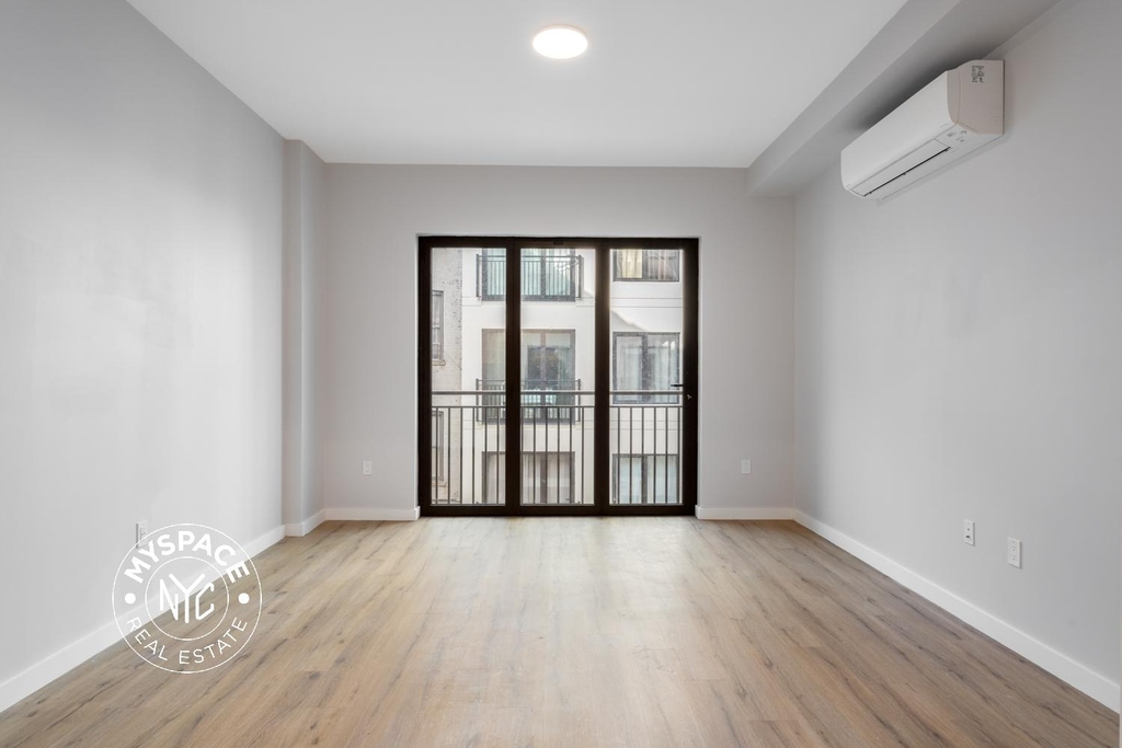 219 Lenox Road - Photo 2