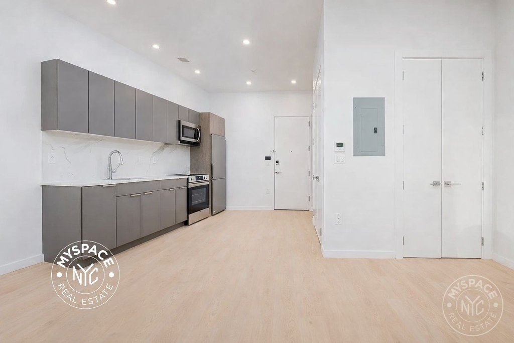 1499 Bedford Avenue - Photo 1