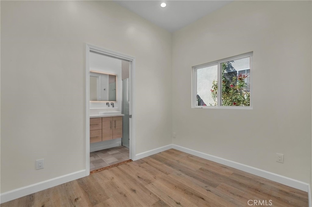 7789 Toland - Photo 6