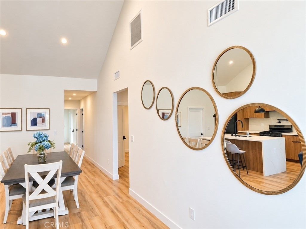 335 N Harvard - Photo 7