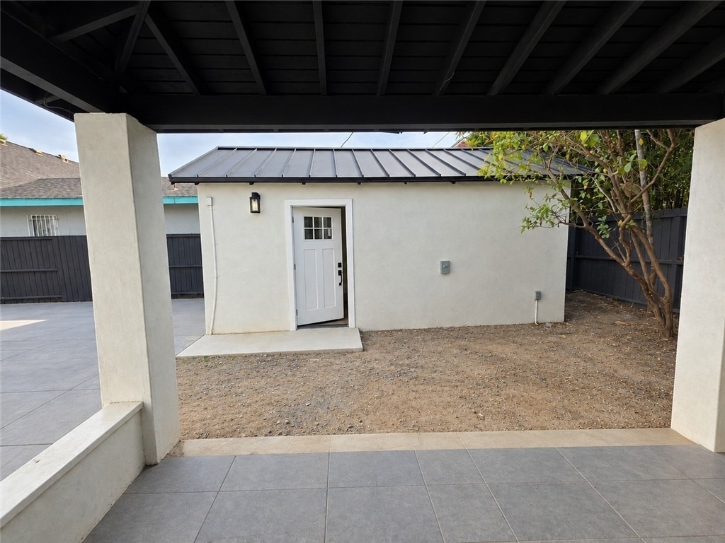 335 N Harvard - Photo 24