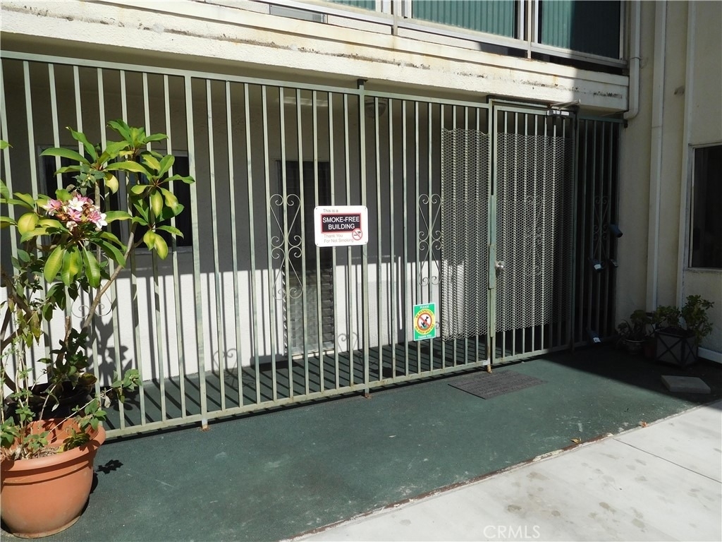 1015 N Michillinda - Photo 30