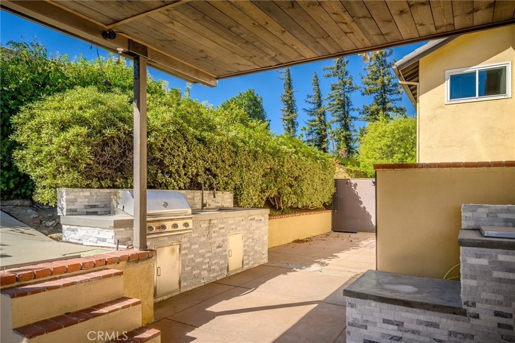 18536 Brymer Street - Photo 49