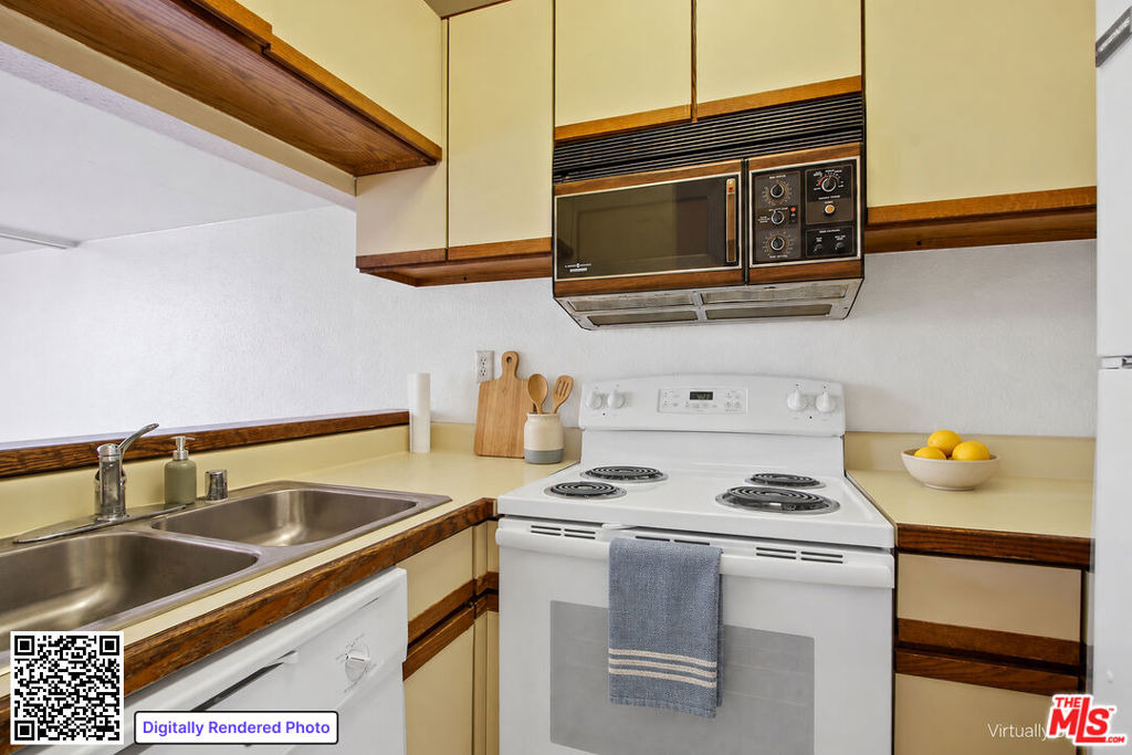 1440 Veteran Avenue - Photo 7