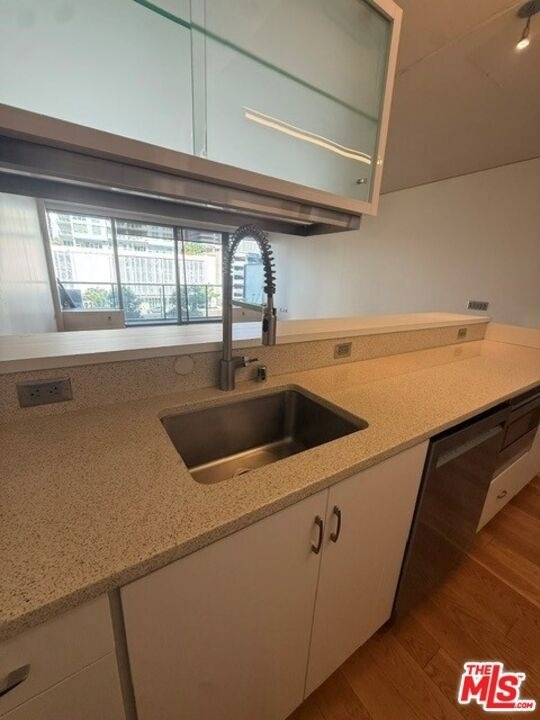 1155 S Grand Avenue - Photo 9