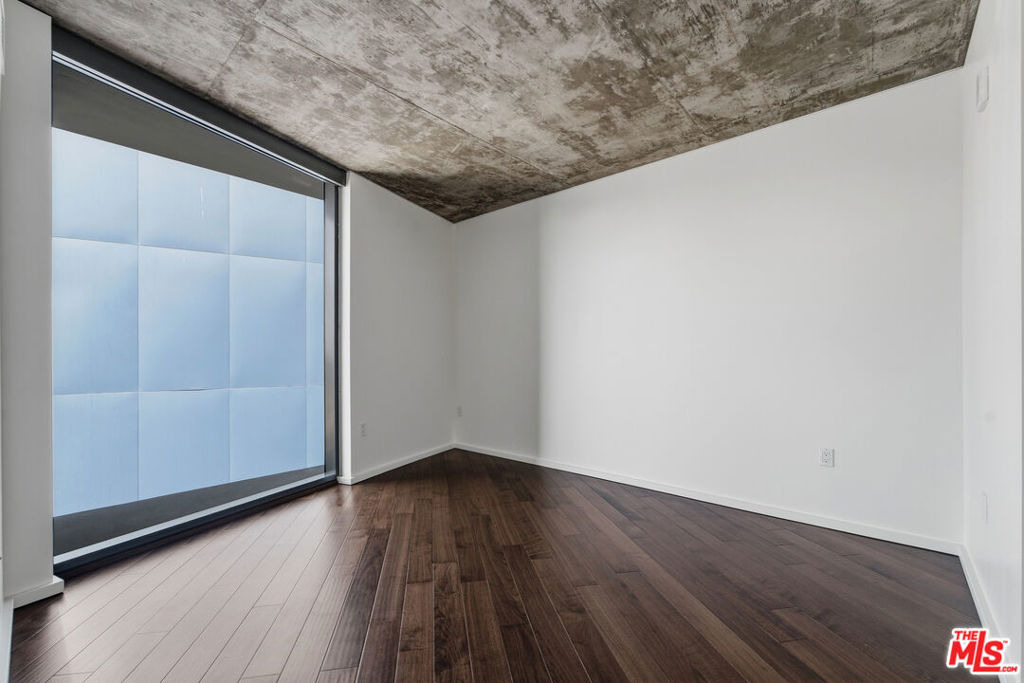 8500 W Sunset Boulevard - Photo 11
