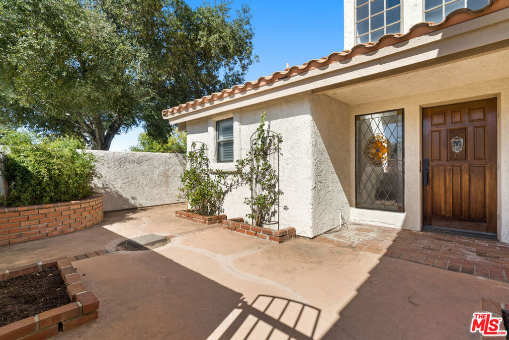 308 Pebble Beach Drive - Photo 3