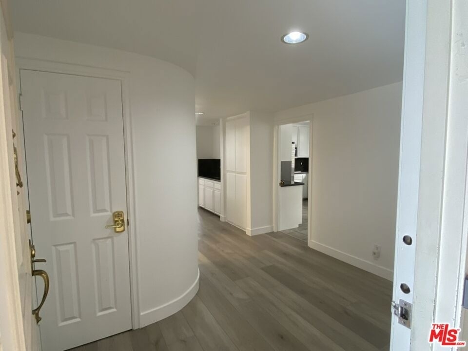 10271 Almayo Avenue - Photo 52