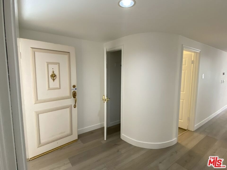 10271 Almayo Avenue - Photo 46