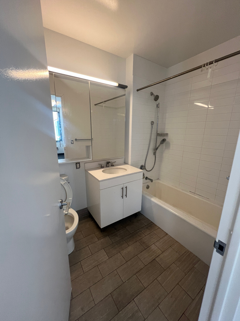 West 57th Street - Photo 3