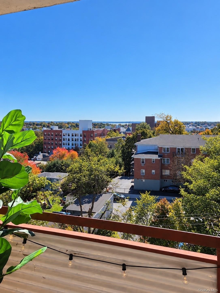 315 King Street - Photo 4