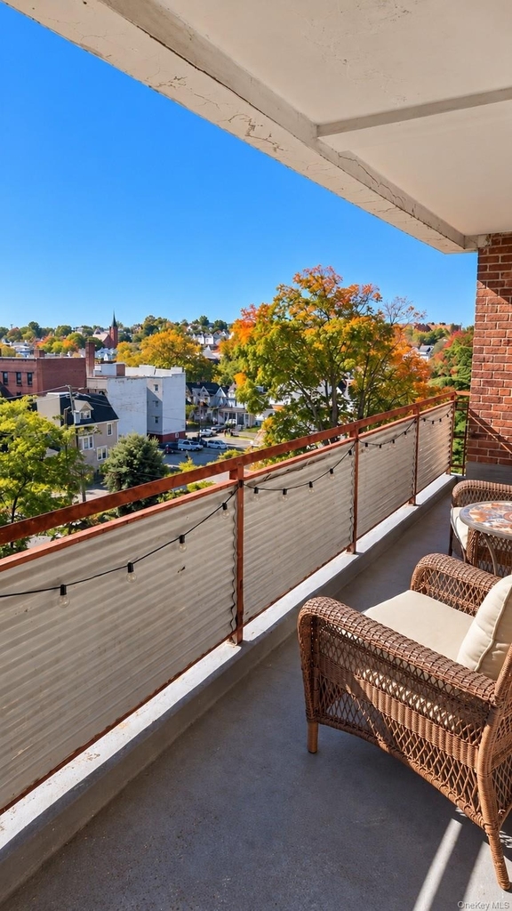 315 King Street - Photo 3