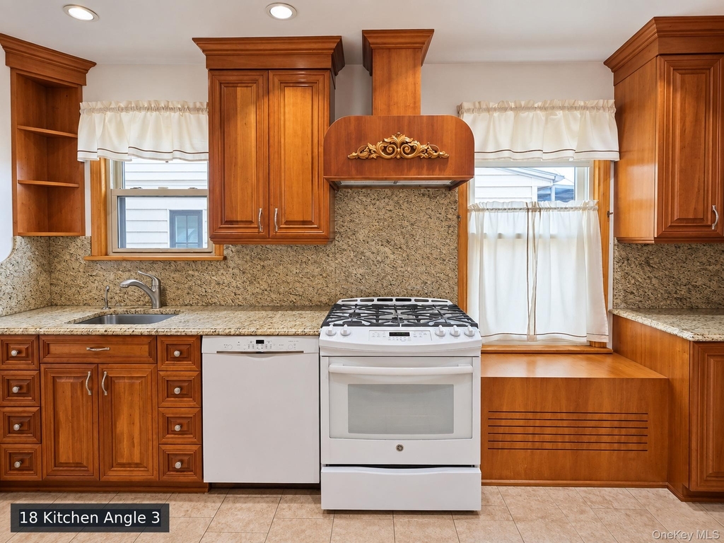 7905 Woodhaven Boulevard - Photo 15