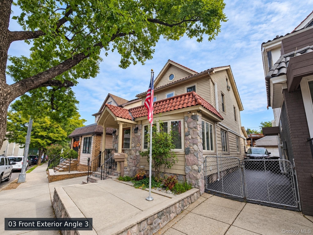 7905 Woodhaven Boulevard - Photo 2