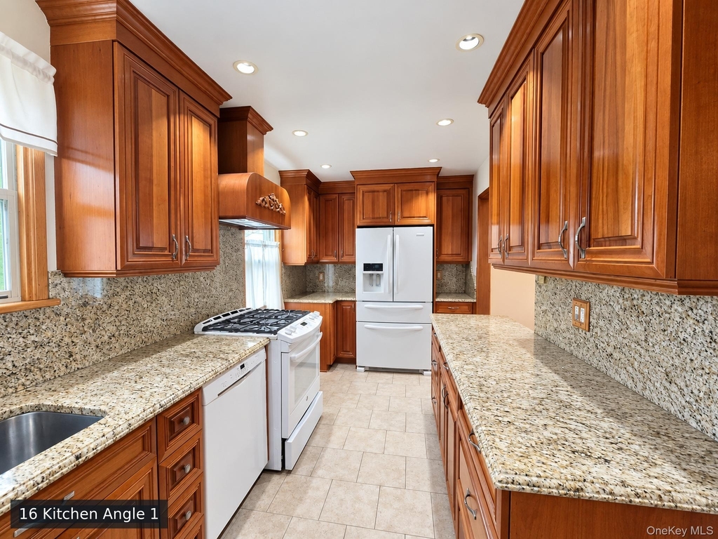 7905 Woodhaven Boulevard - Photo 13