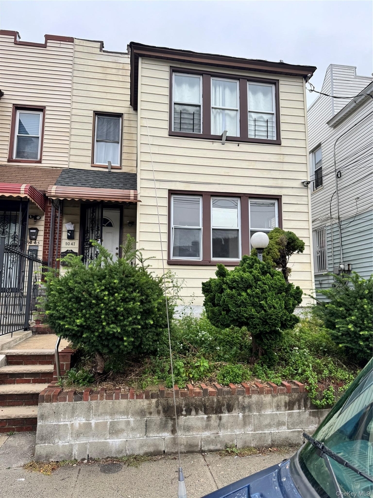 9347 202nd Street - Photo 0