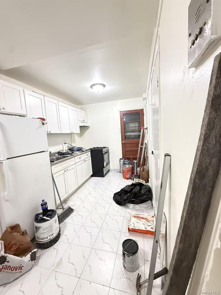 6553 Booth Street - Photo 1