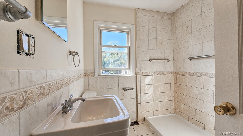 41 Birdsall Avenue - Photo 4