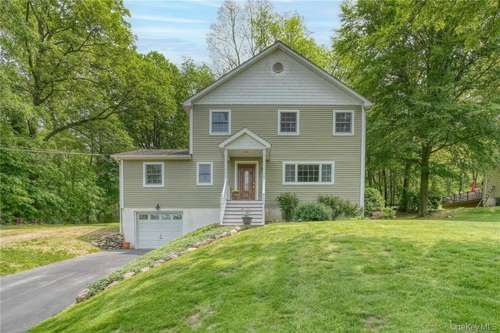 8 Roberts Drive - Photo 0
