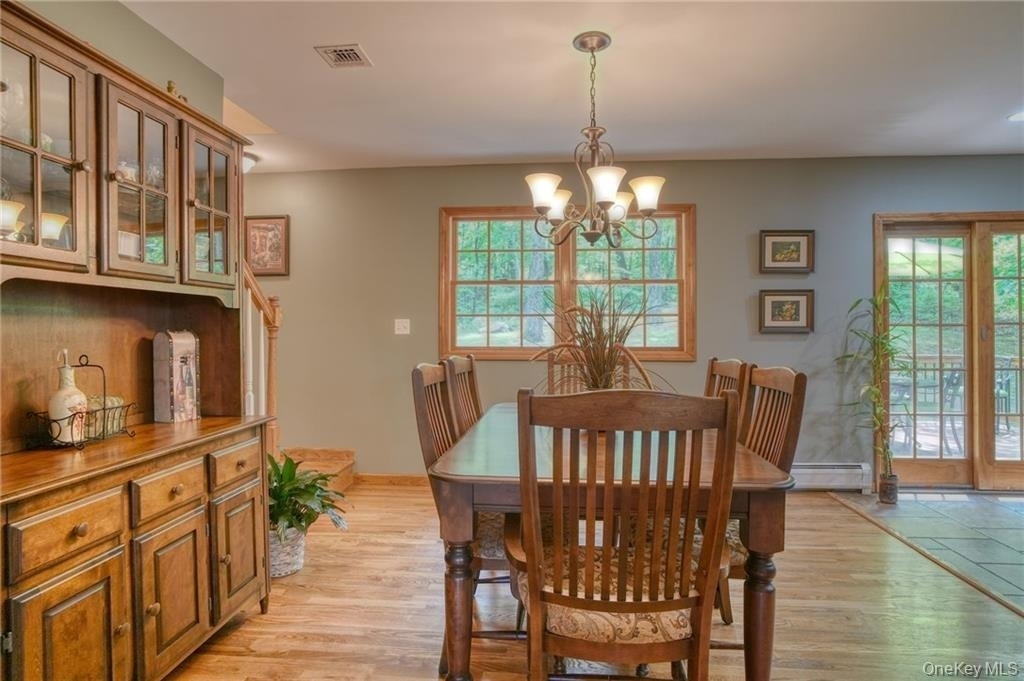 8 Roberts Drive - Photo 5