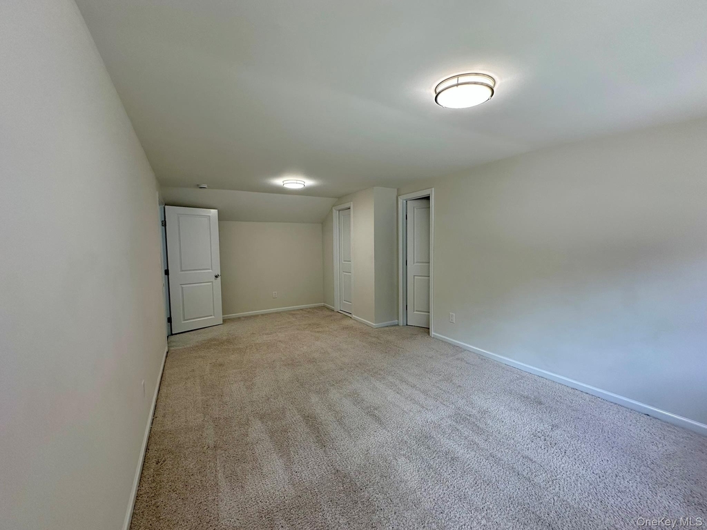 125 W Main Street - Photo 18