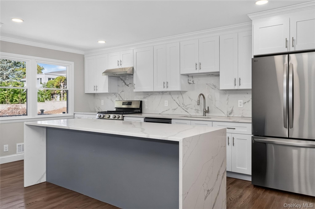 221 Falmouth Road - Photo 14