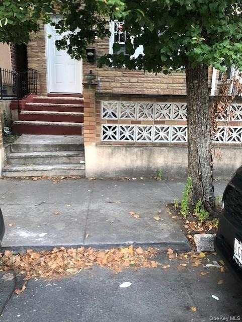 88-05 91st Avenue - Photo 0