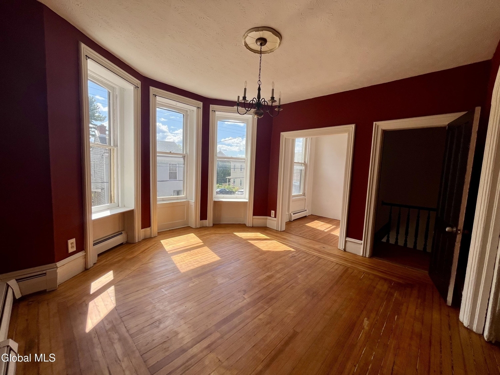 225 Green Street - Photo 7