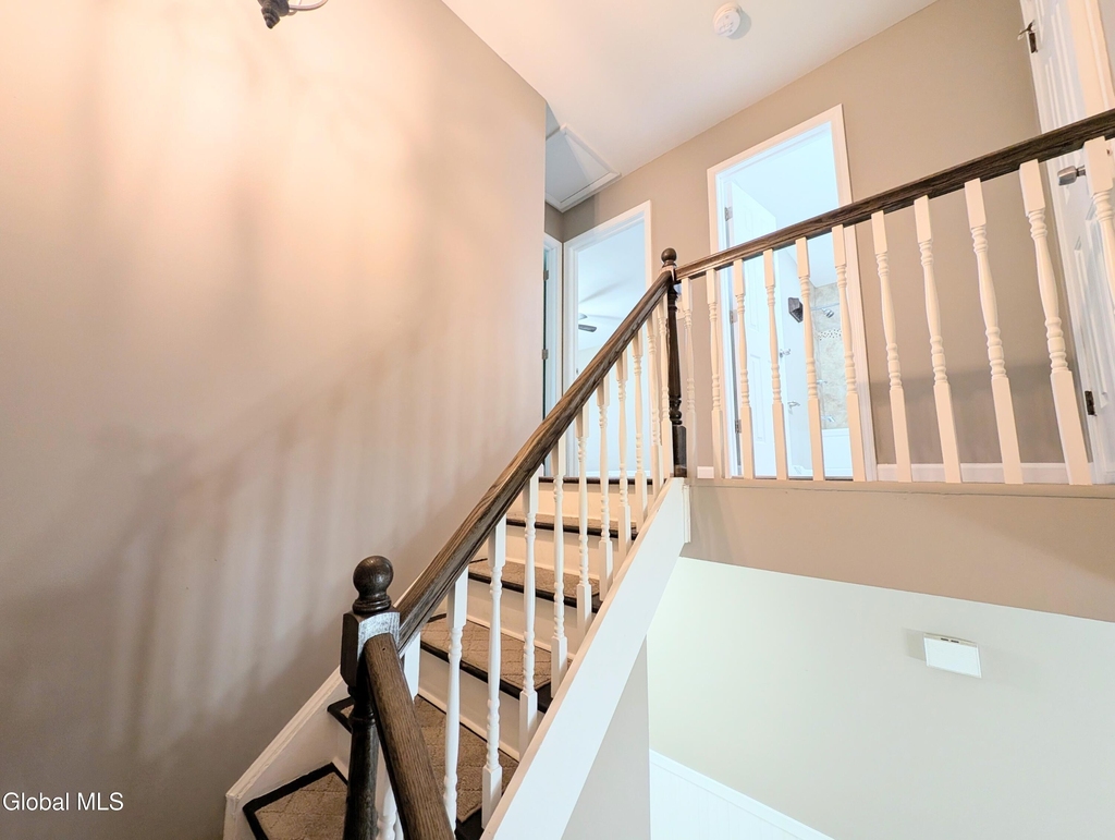 9 Chadwyck Square - Photo 16