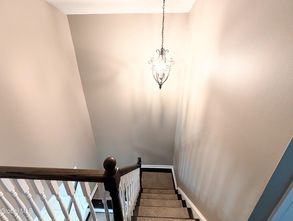 9 Chadwyck Square - Photo 25