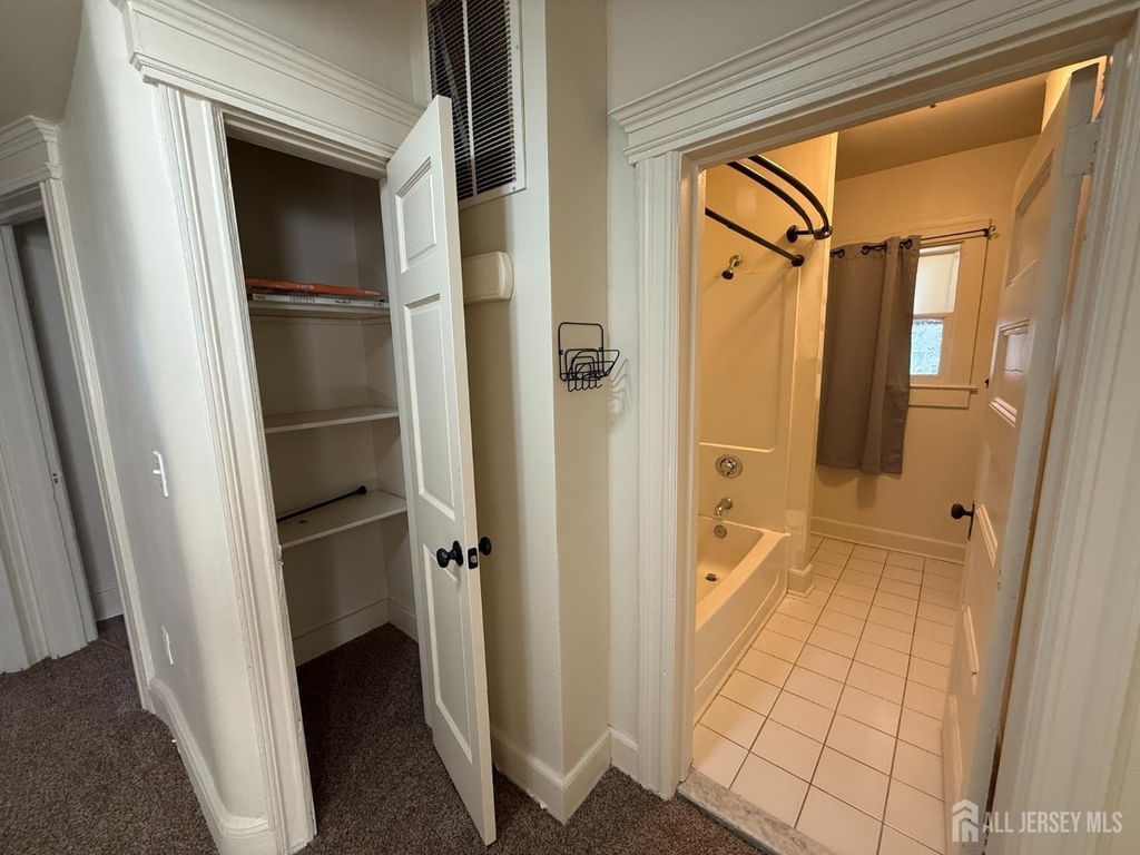 309 Dunellen Avenue - Photo 17