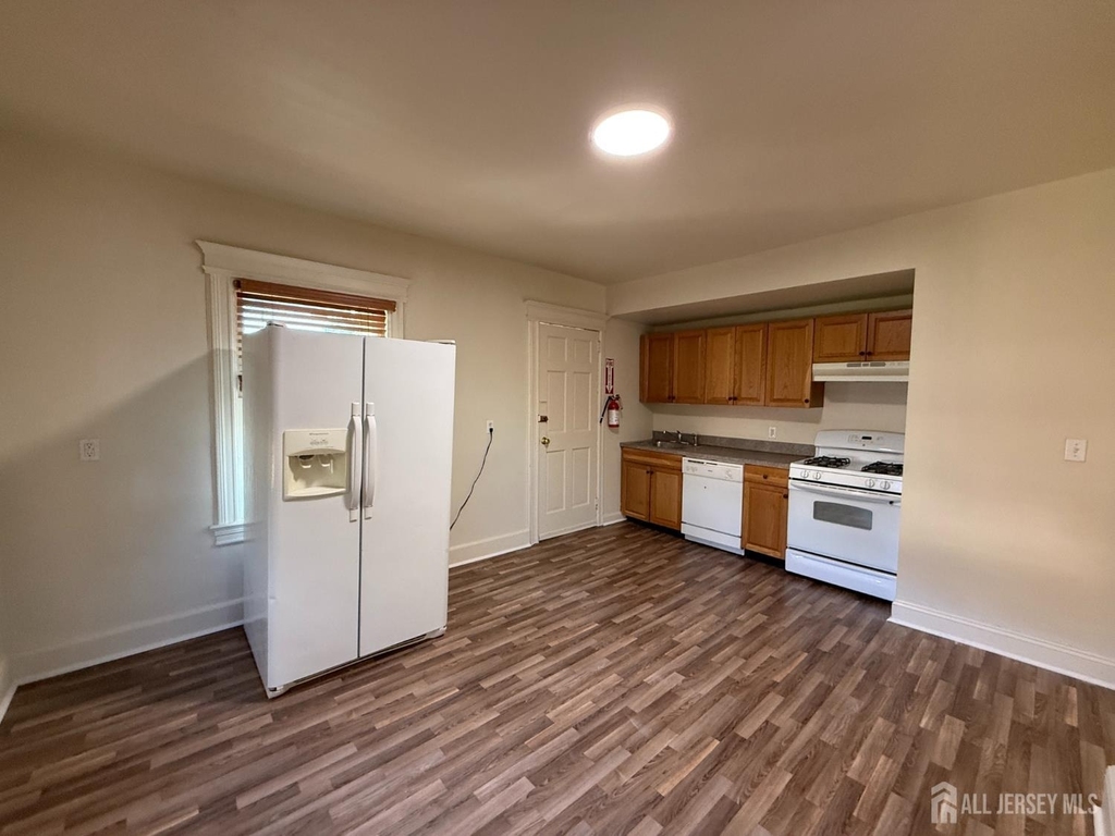 309 Dunellen Avenue - Photo 9