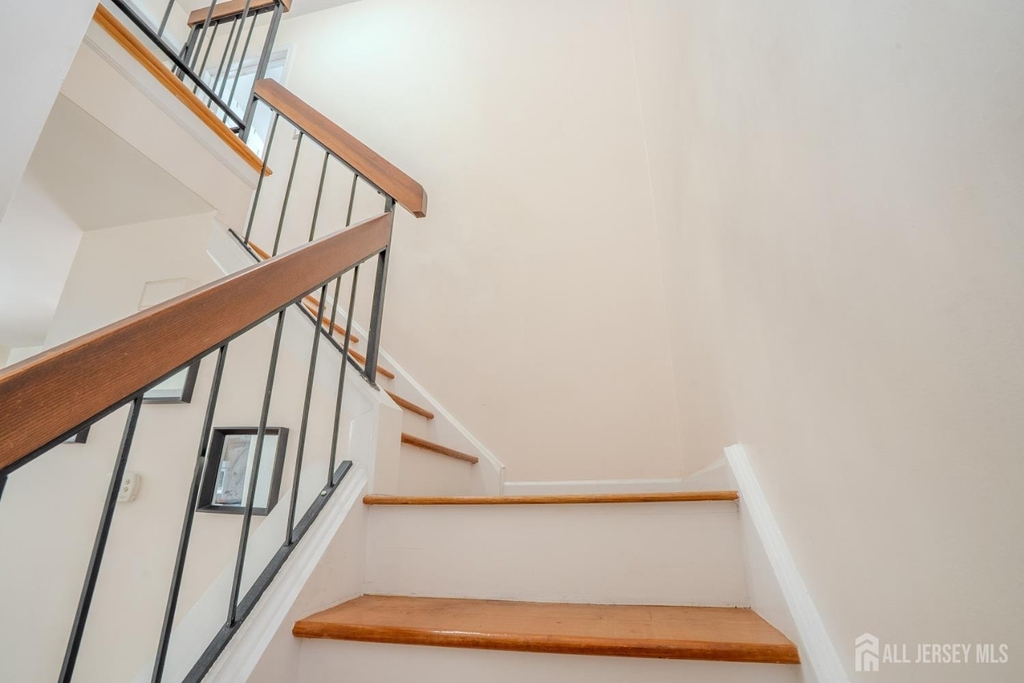 6005 N Oaks Boulevard - Photo 34