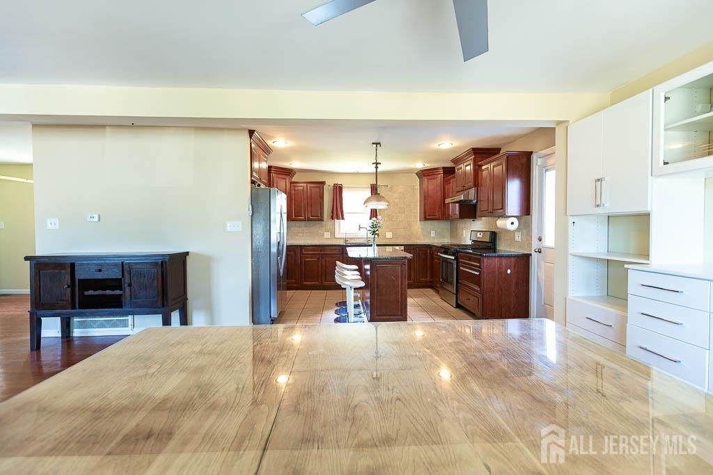 188 Loring Avenue - Photo 3