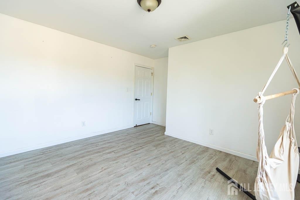 188 Loring Avenue - Photo 9