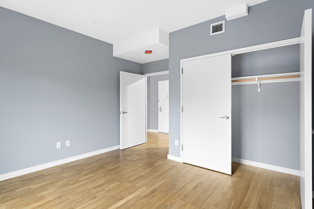460 Grand Street - Photo 3