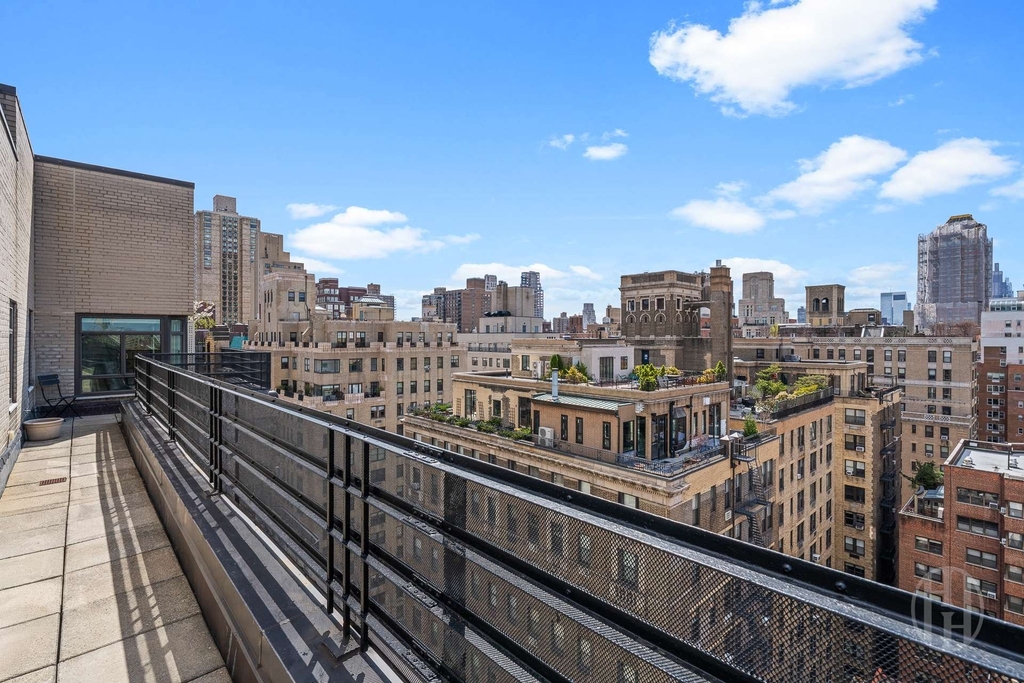 19 E 88th Street - Photo 0