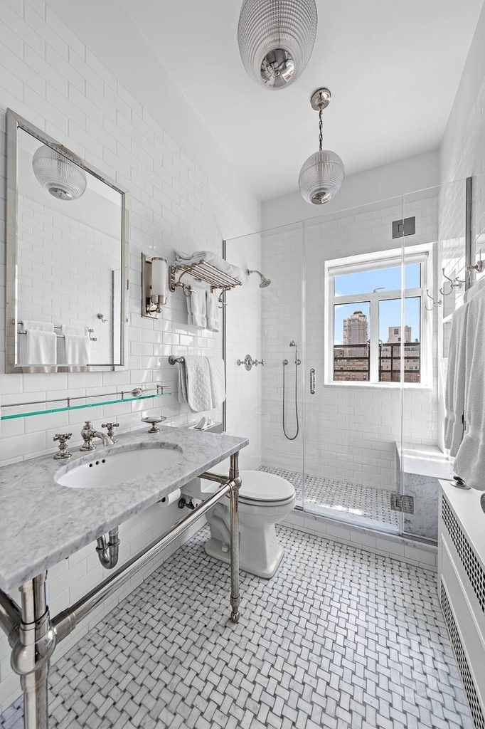 19 E 88th Street - Photo 17