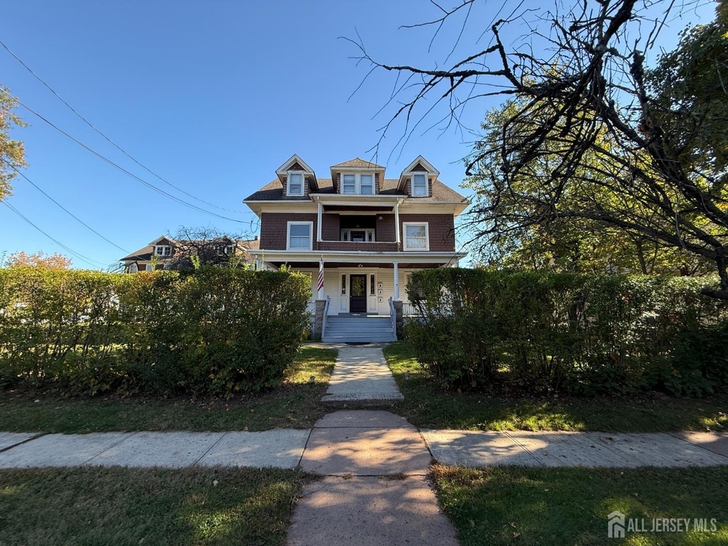 309 Dunellen Avenue - Photo 1